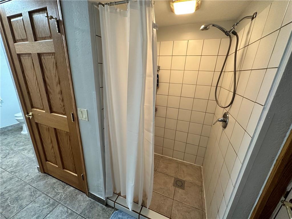 3021 Langley Road Uniontown, PA 15401 - Photo 16 of 28 a bathroom with a shower