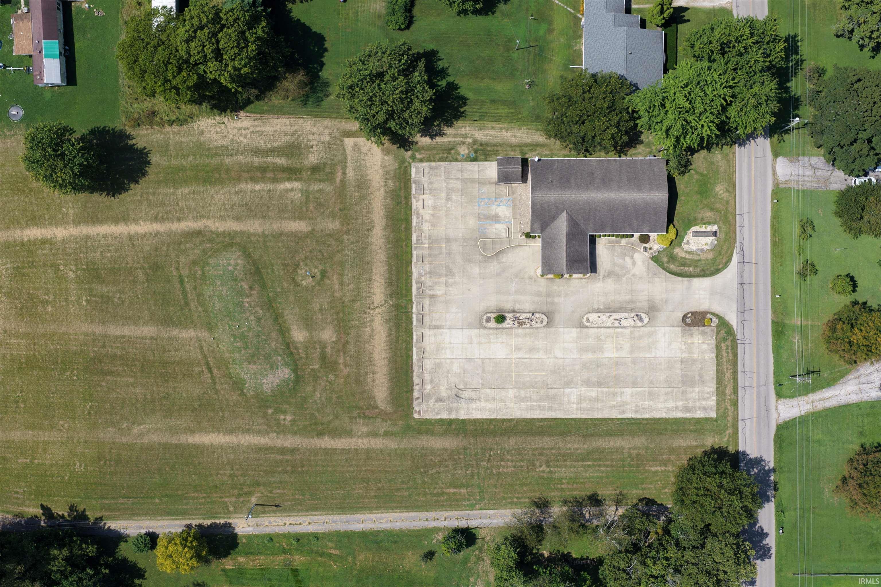 6264 Sand Pit Road Bedford, IN 47421 - Photo 20 of 50 Gallery Image 20