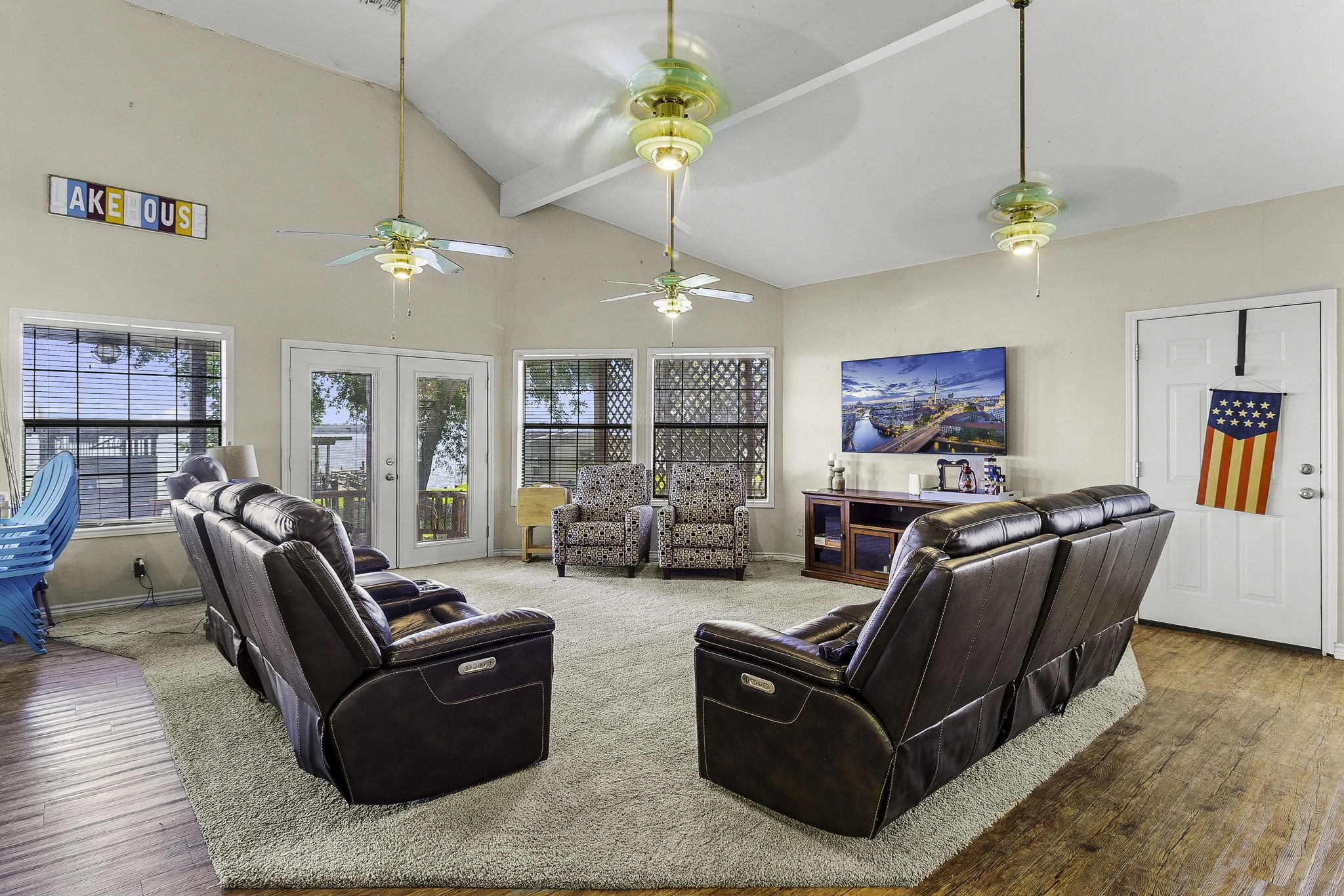 536 Weavers Cove Road Livingston, TX 77351 - Photo 14 of 44 a living room with furniture and wooden floor