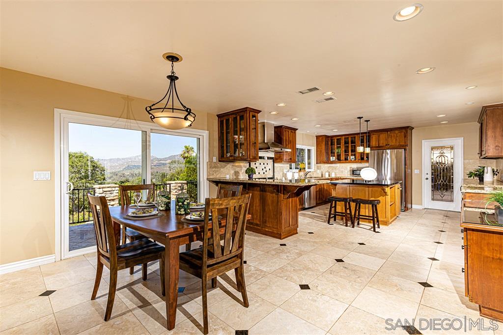 16229 Martincoit Road Poway, CA 92064 - Photo 11 of 25