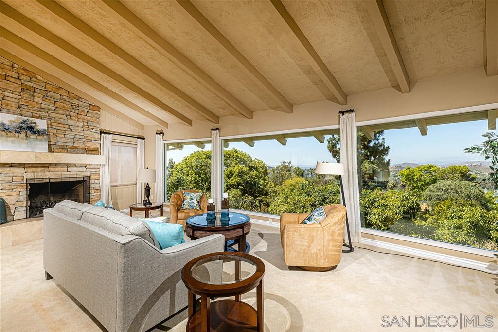 16229 Martincoit Road Poway, CA 92064 - Photo 7 of 25