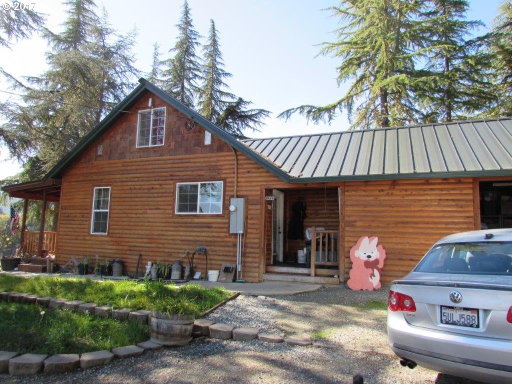 4967 Olalla Road Winston, OR 97496 - Photo 8 of 21