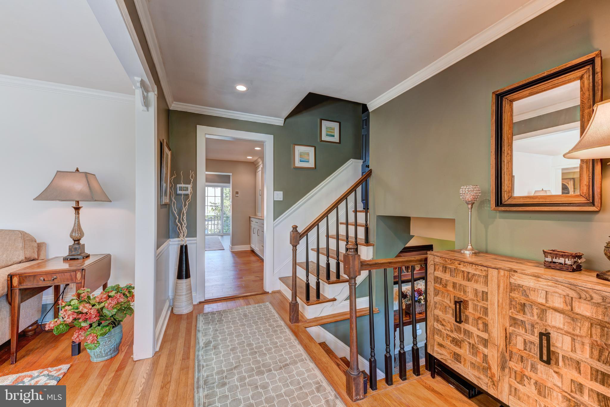 308 Park Road Ambler, PA 19002 - Photo 6 of 60 Foyer
