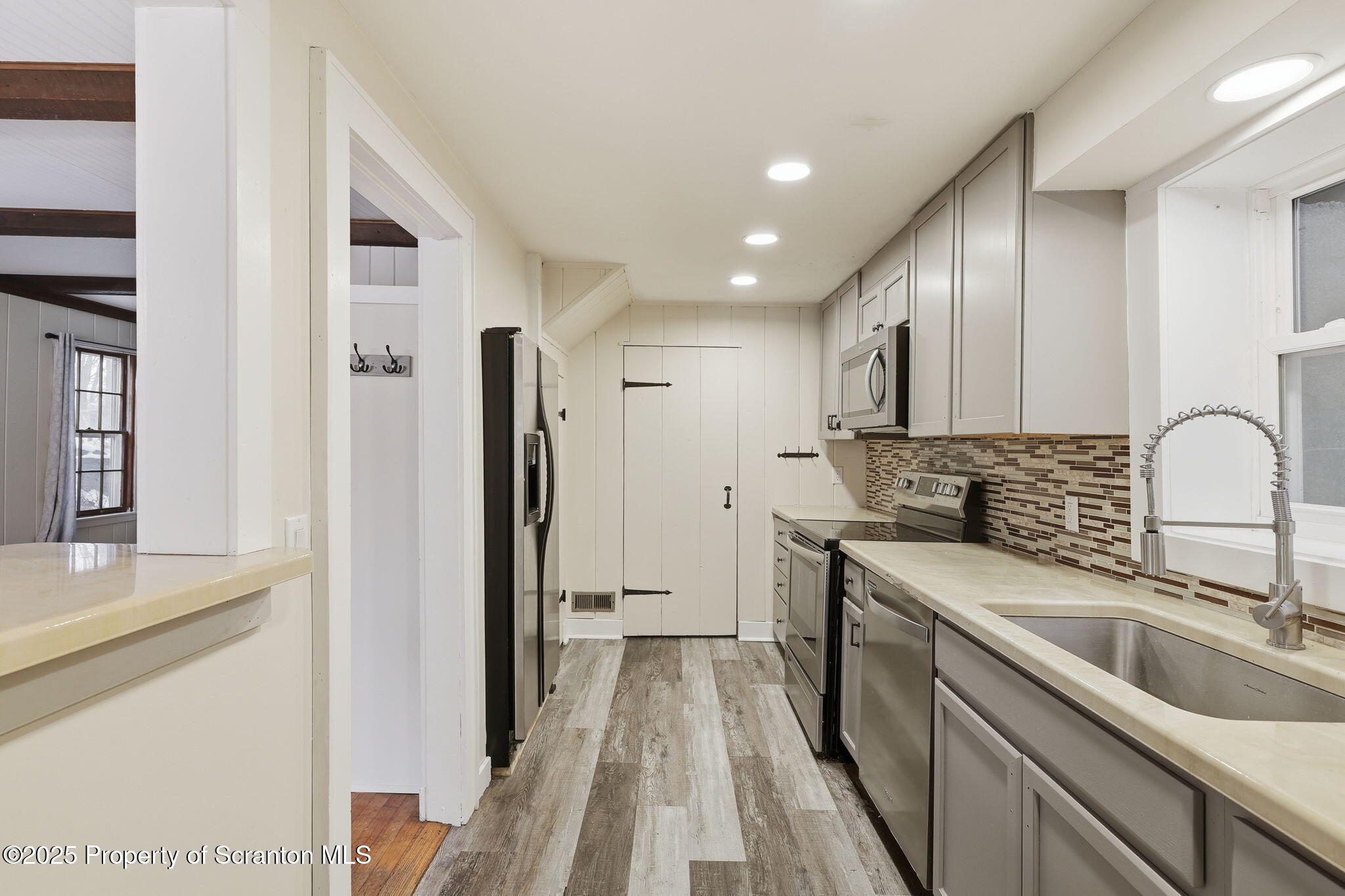 2457 Airport Road Forest City, PA 18421 - Photo 35 of 82 Kitchen