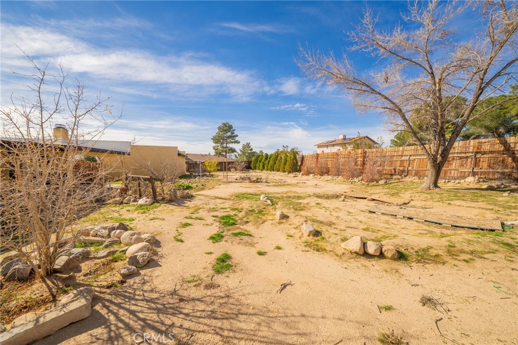 14580 Keota Road Apple Valley, CA 92307 - Photo 38 of 44 a view of ocean view