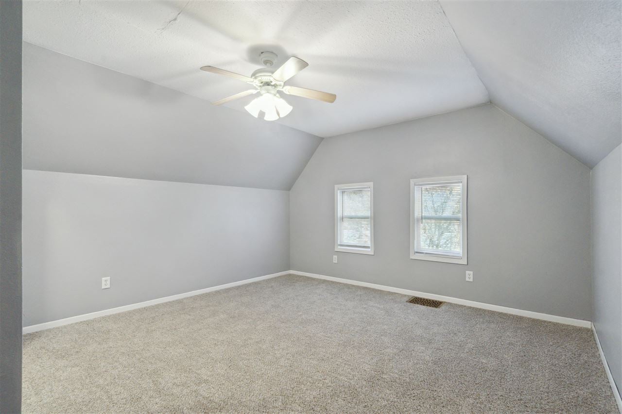 90 Washington Street Riverside, IA 52327 - Photo 18 of 22 Gallery Image 18