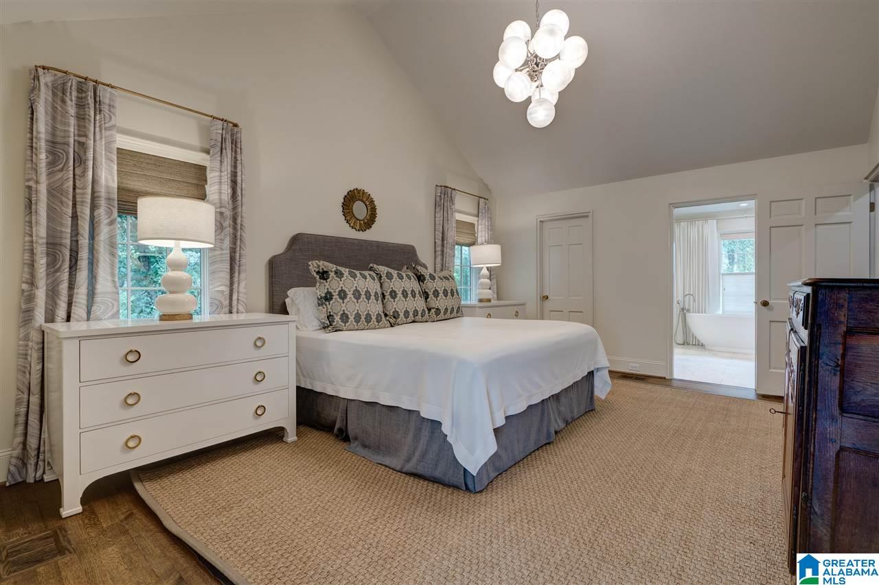2912 Warrington Road Birmingham, AL 35223 - Photo 20 of 41