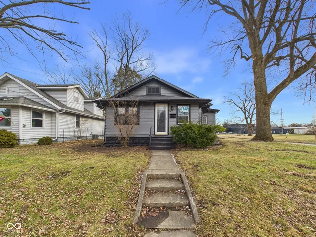 $179,900 | 422 South Hutchinson Avenue, Muncie, IN 47303