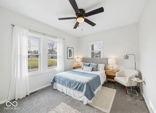 $179,900 | 422 South Hutchinson Avenue, Muncie, IN 47303