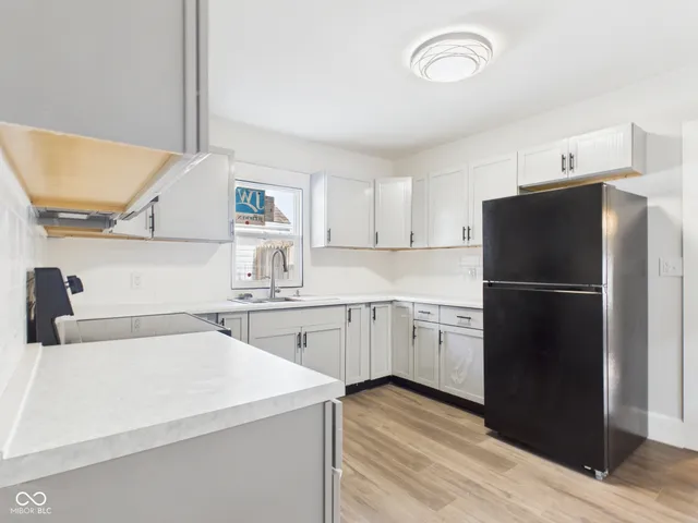 $179,900 | 422 South Hutchinson Avenue, Muncie, IN 47303