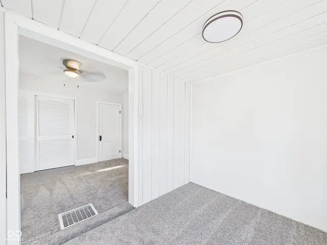 $179,900 | 422 South Hutchinson Avenue, Muncie, IN 47303