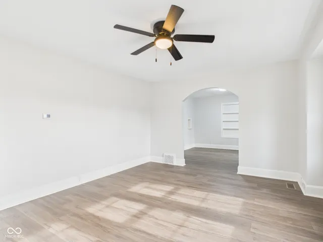 $179,900 | 422 South Hutchinson Avenue, Muncie, IN 47303