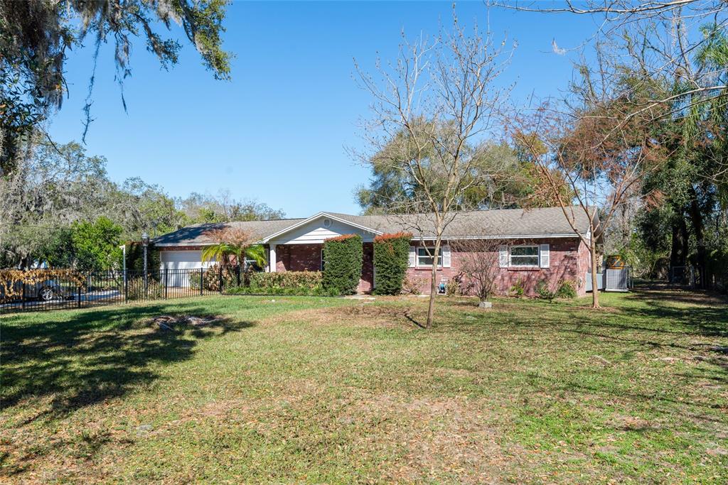 1101 Durant Road Brandon, FL 33511 - Photo 3 of 39 Gallery Image 3