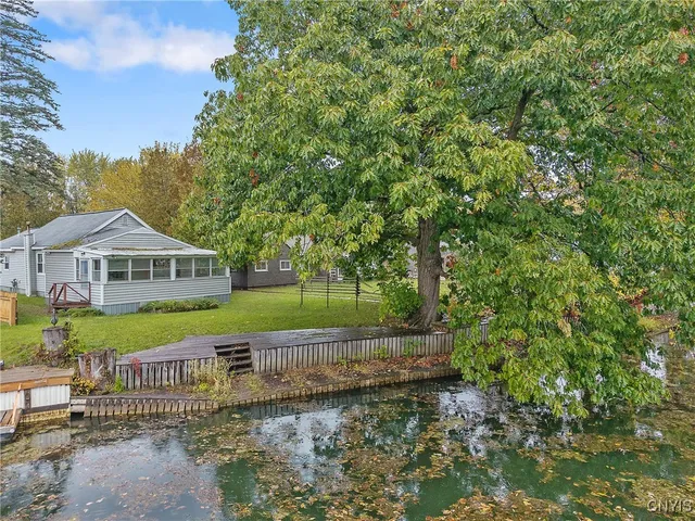 $220,000 | 8392 Tuttle Road, Bridgeport, NY 13030