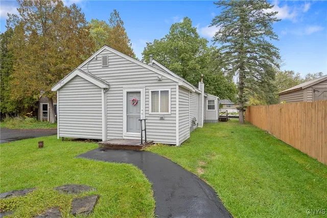 $220,000 | 8392 Tuttle Road, Bridgeport, NY 13030