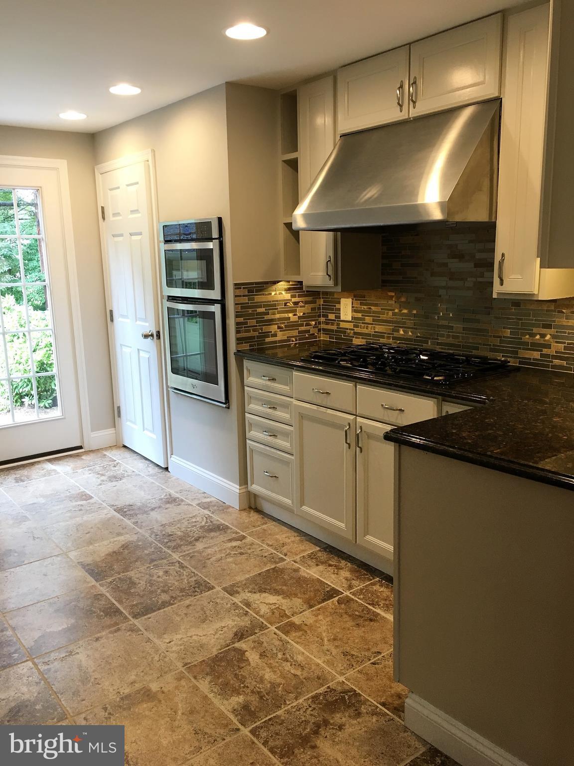 226 Sandee Road Lutherville-Timonium, MD 21093 - Photo 1 of 23 Granite Countertops