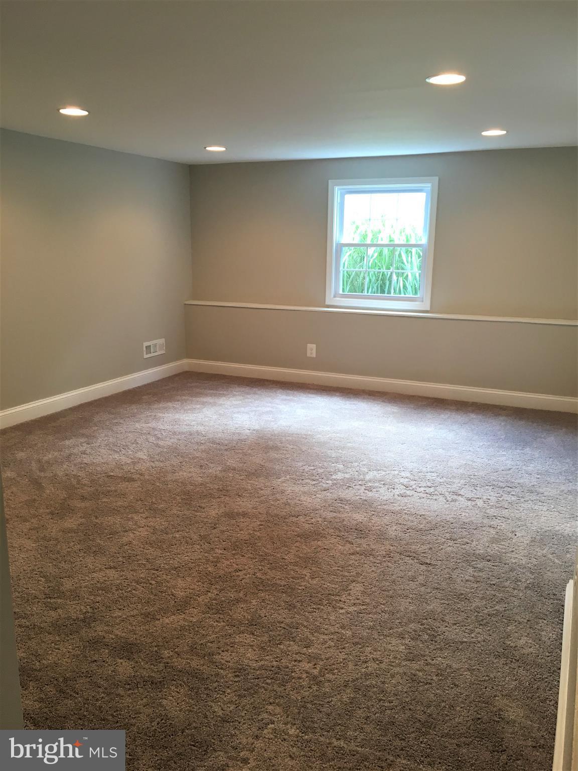226 Sandee Road Lutherville-Timonium, MD 21093 - Photo 16 of 23 Family Room