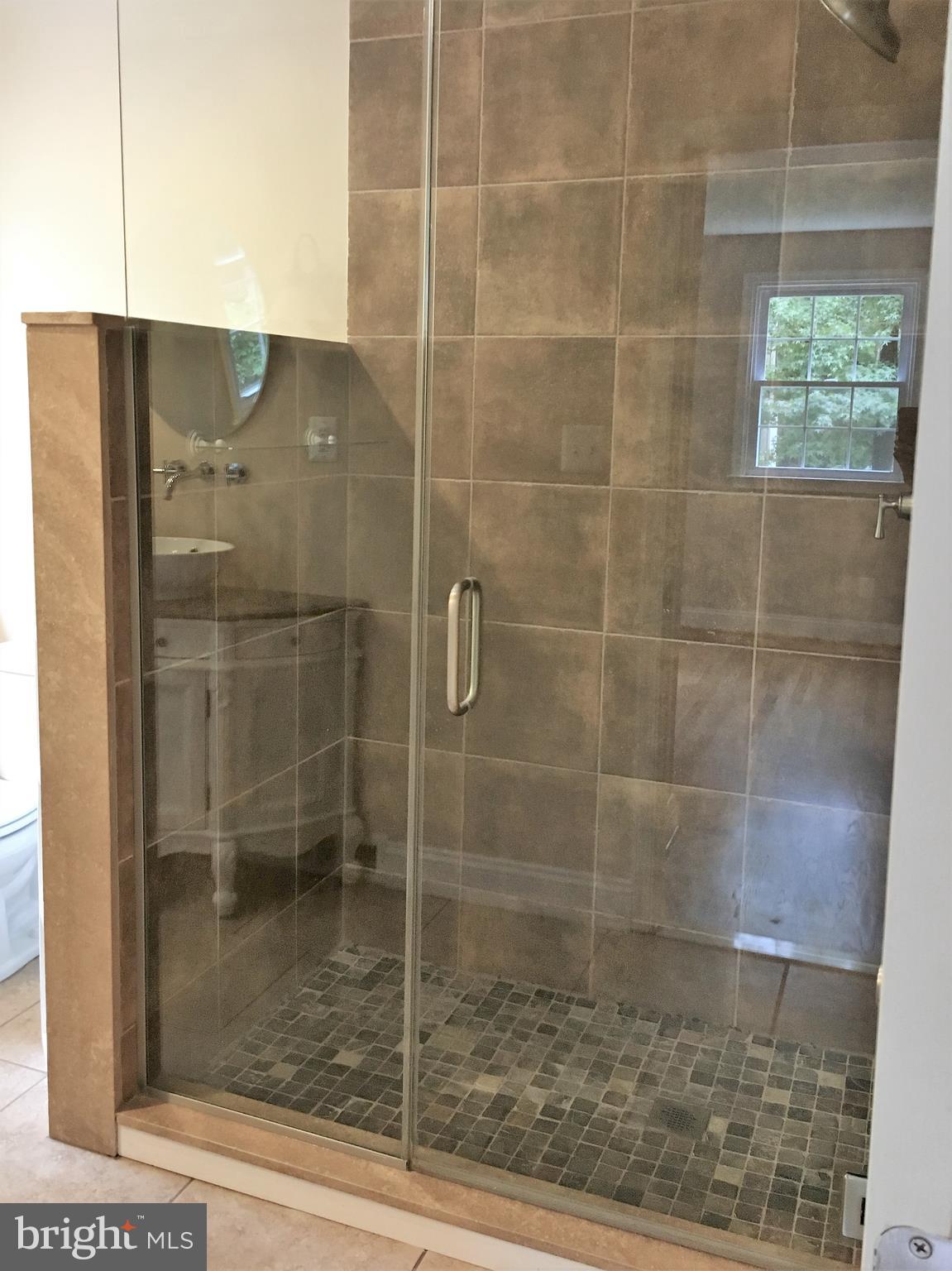226 Sandee Road Lutherville-Timonium, MD 21093 - Photo 9 of 23 Bath (Master)