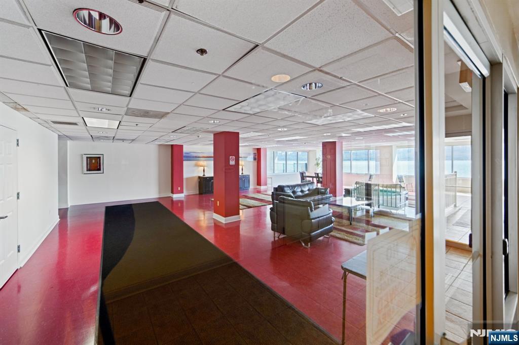 249 The Promenade Edgewater, NJ 07020 - Photo 26 of 29