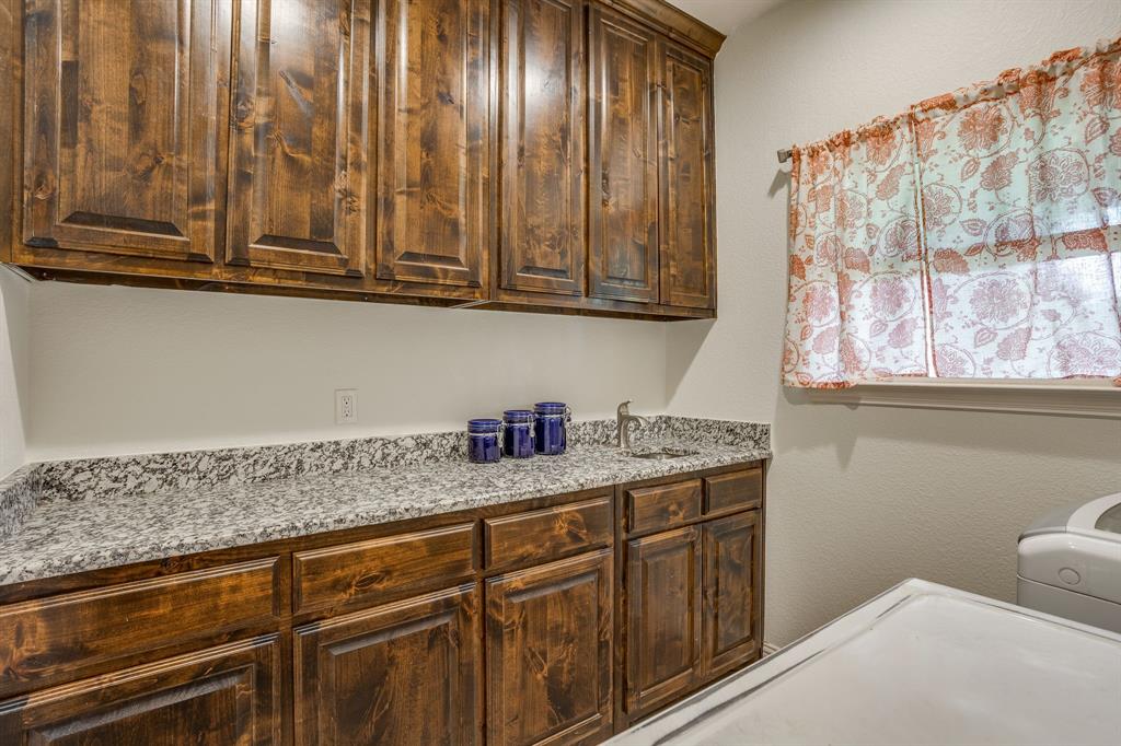 739 County Road 3696 Springtown, TX 76082 - Photo 30 of 39