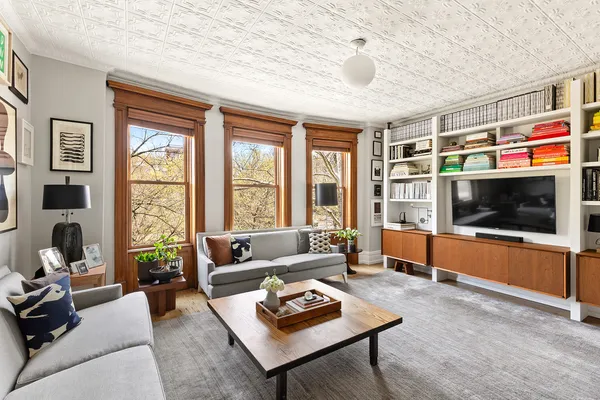 $2,500,000 | 86 Prospect Park West, Unit 3L | Park Slope