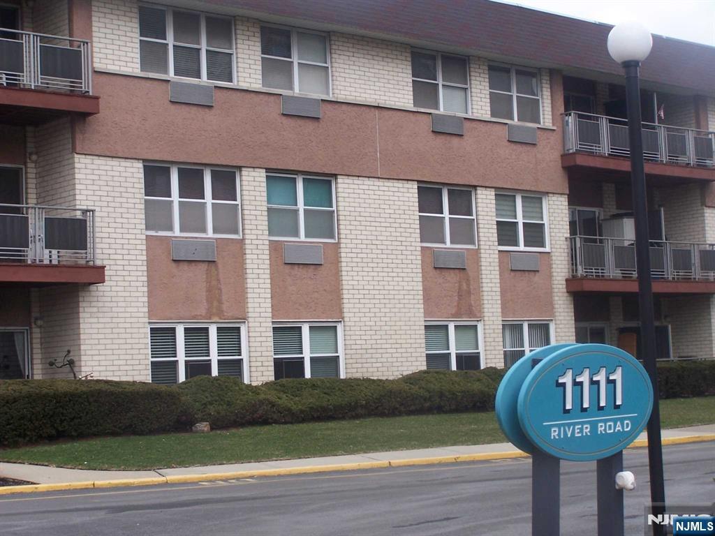 1111 River Road, Unit D12 Edgewater, NJ 07020 - Photo 1 of 27 Gallery Image 1
