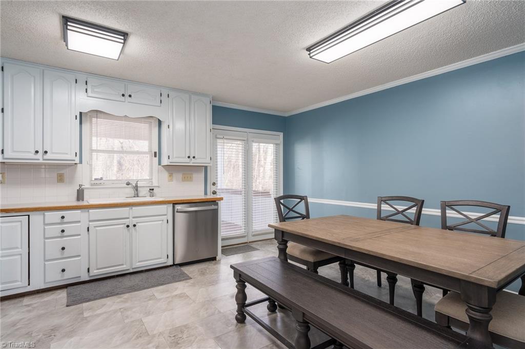 3403 Gumtree Road Winston-Salem, NC 27107 - Photo 10 of 33 Gallery Image 10