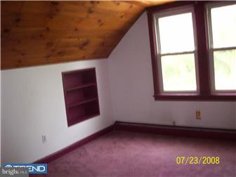 9 Diverty Road Pennington, NJ 08534 - Photo 3 of 7