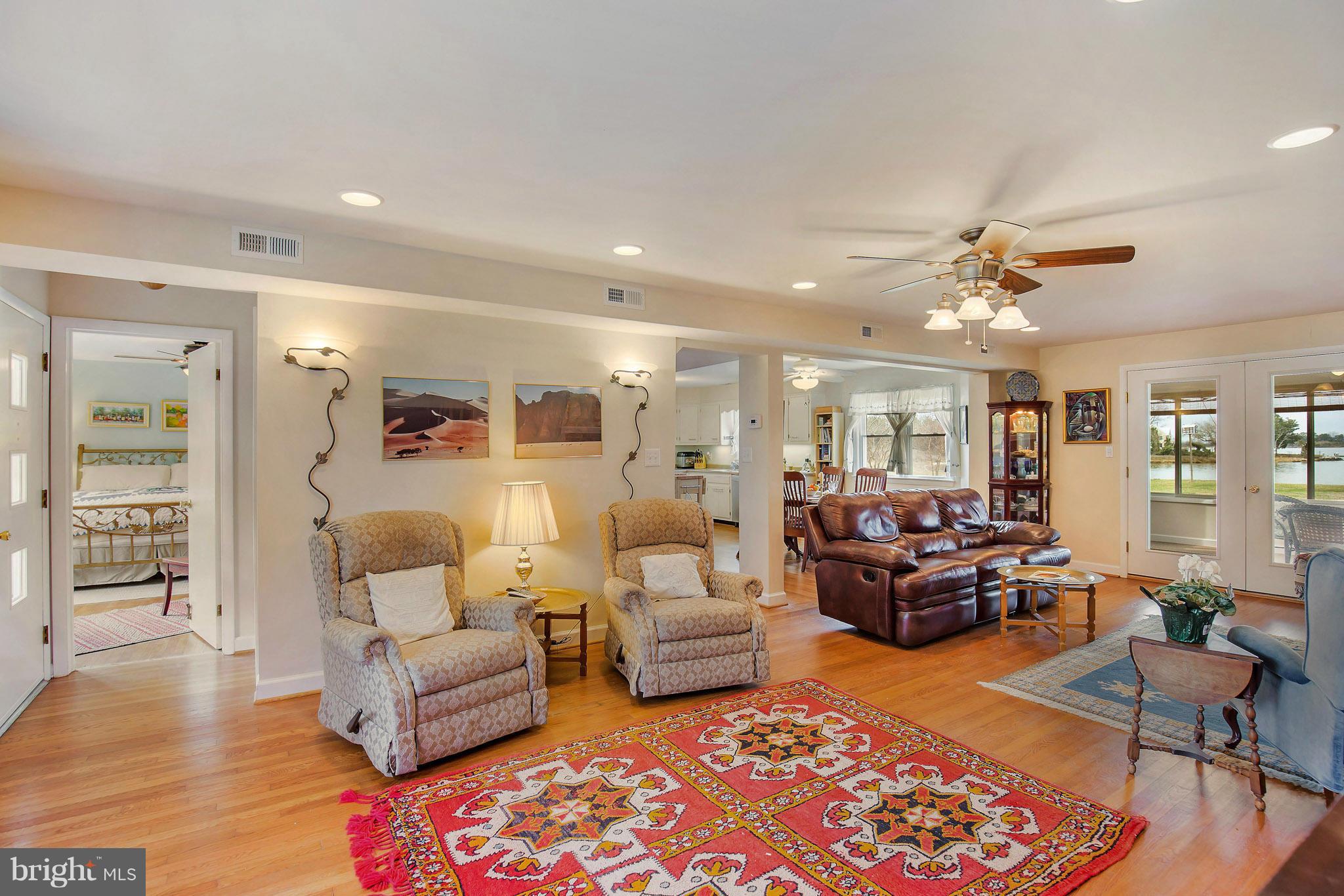 16237 Millers Wharf Road Ridge, MD 20680 - Photo 8 of 29 a living room with furniture