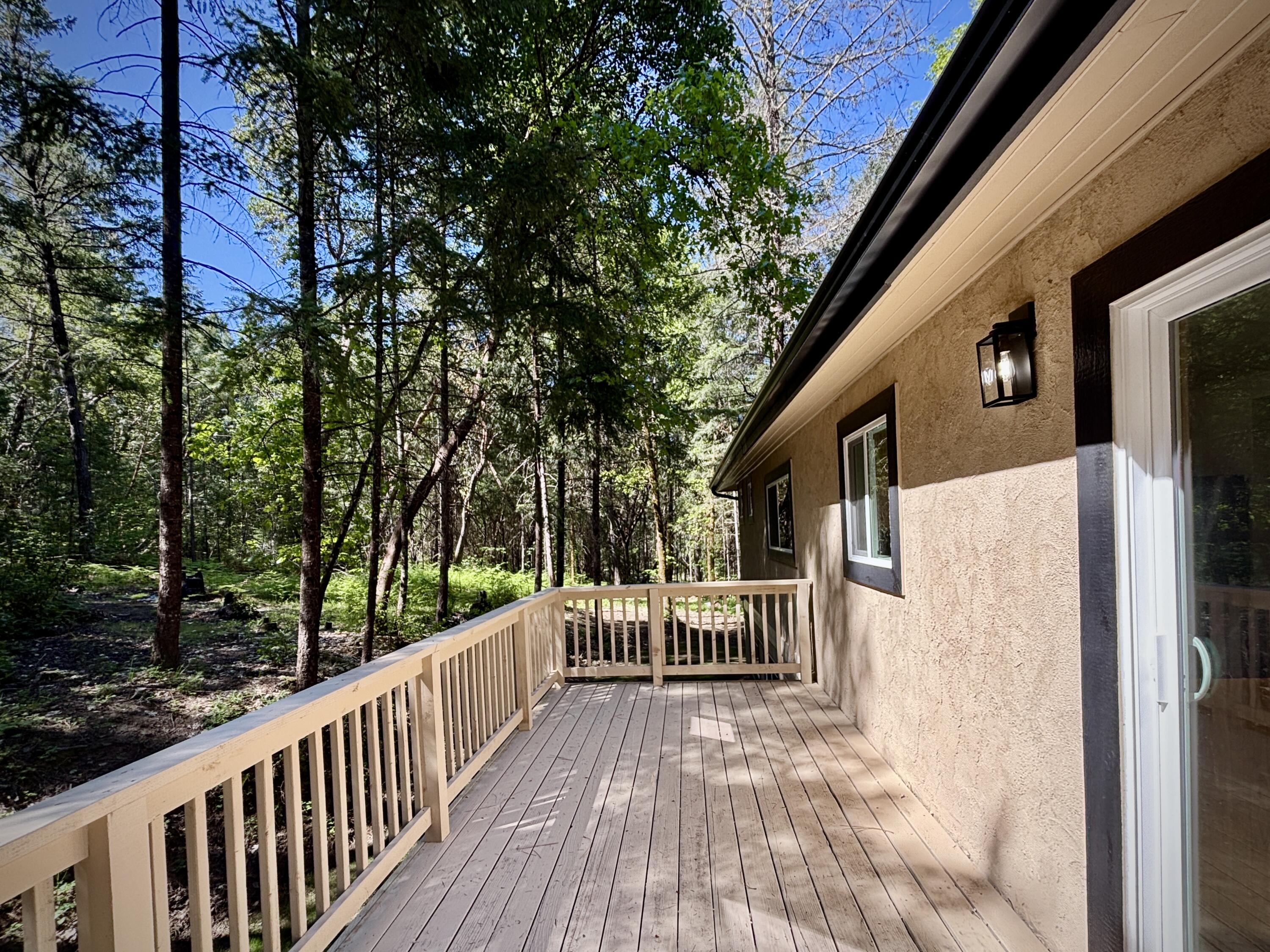 5125 Hugo Road Grants Pass, OR 97526 - Photo 40 of 42 Gallery Image 40