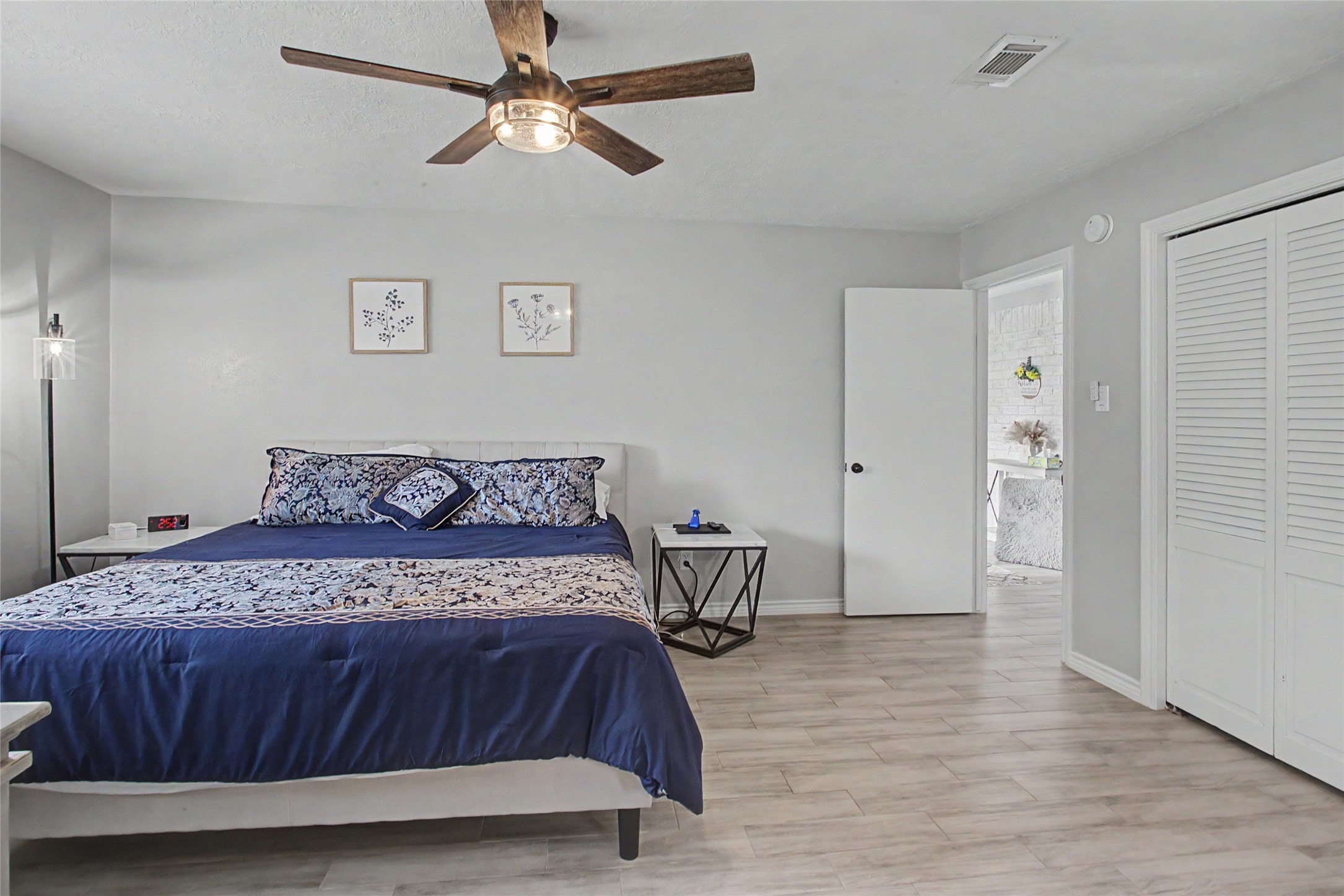 327 Fir Ridge Drive Huffman, TX 77336 - Photo 14 of 25 Ceiling Fans with modern light fixtures