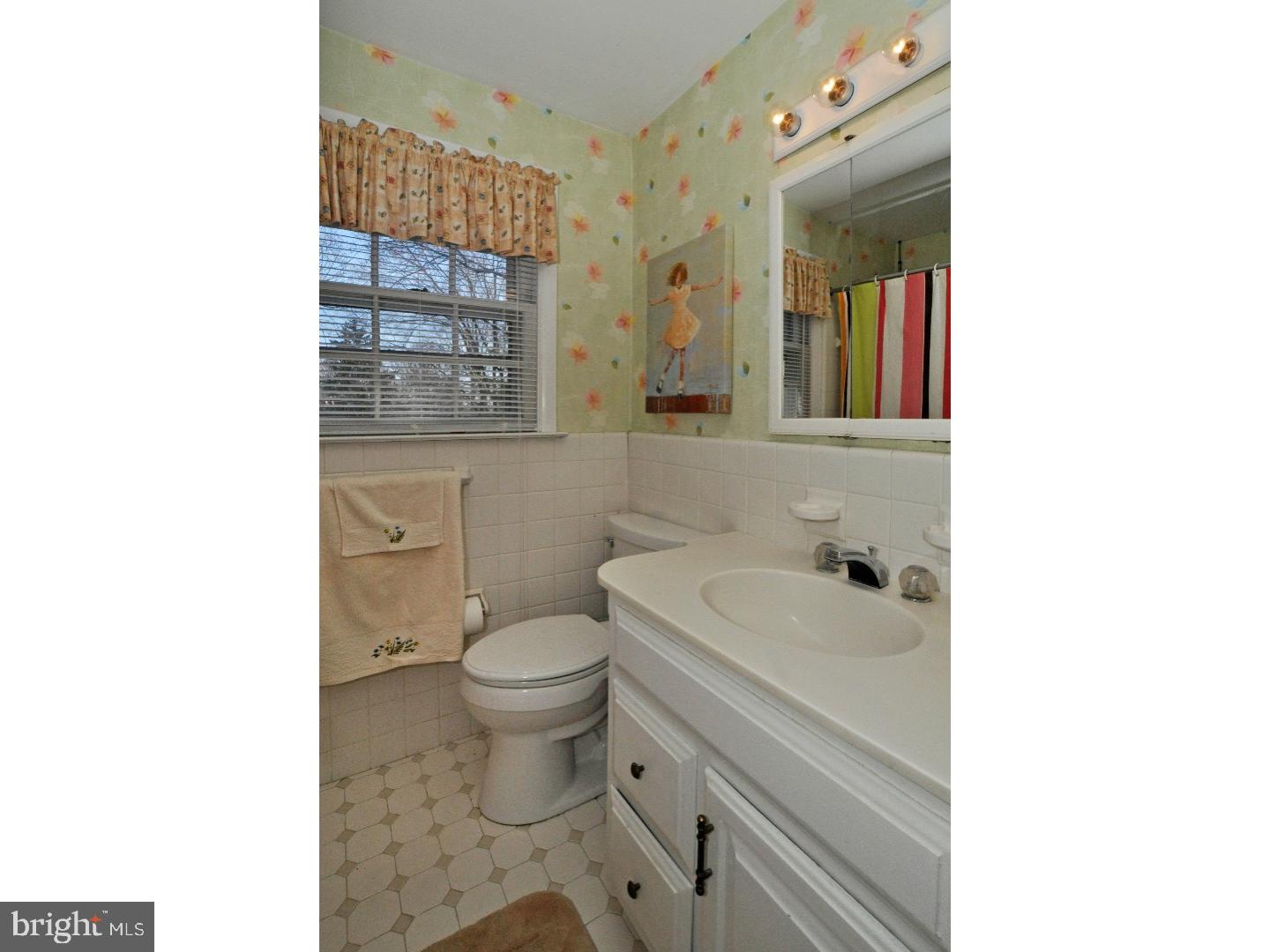 735 Carmet Road Rydal, PA 19046 - Photo 14 of 25 Bathroom