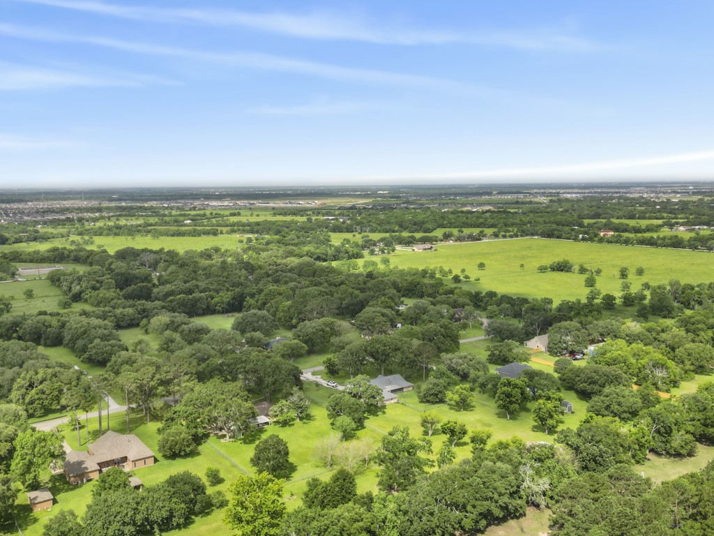 5714 Masters Manvel, TX 77578 - Photo 41 of 43 an aerial view of residential houses with outdoor space and trees