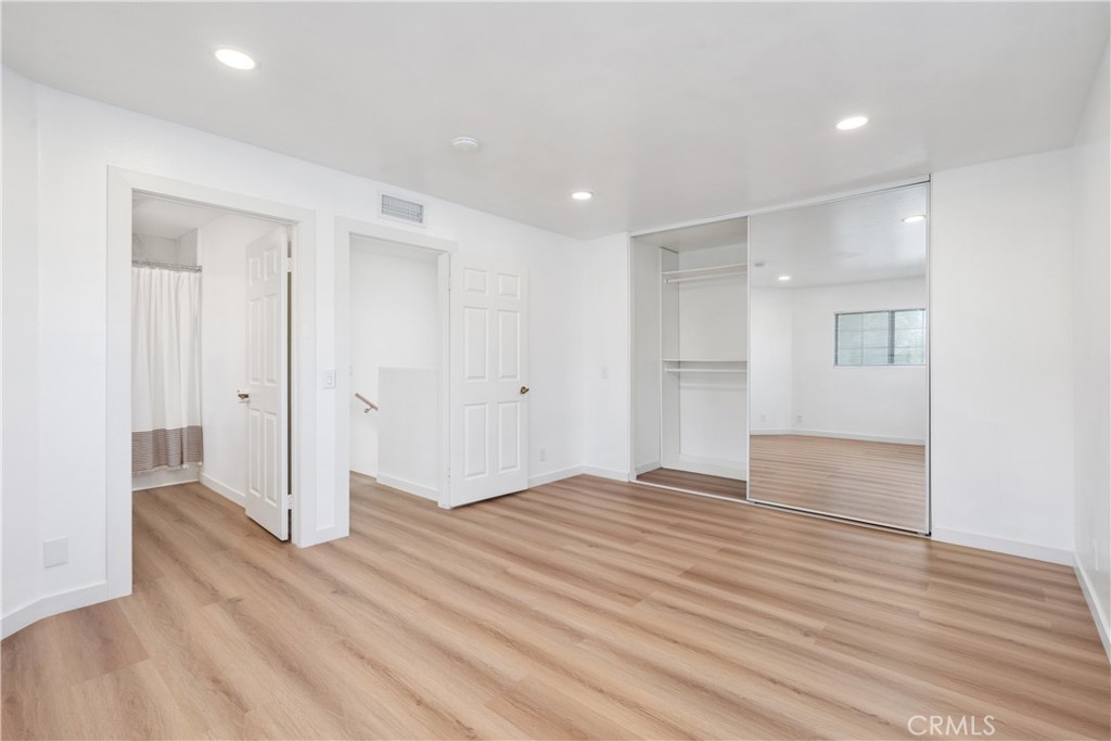 18435 Keswick, Unit 10 Reseda, CA 91335 - Photo 31 of 34 a view of empty room with wooden floor