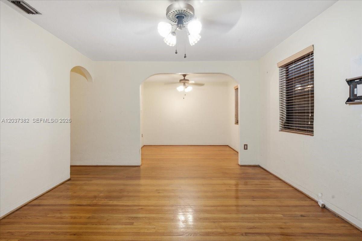 2550 Trapp Avenue Miami, FL 33133 - Photo 2 of 18