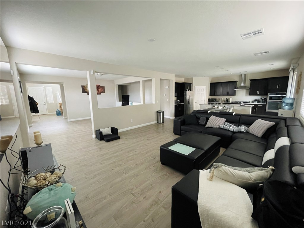 7861 Hamilton Pool Drive Las Vegas, NV 89113 - Photo 13 of 43