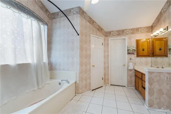 $269,000 | 424 East Redbud Avenue, McAllen, TX 78504