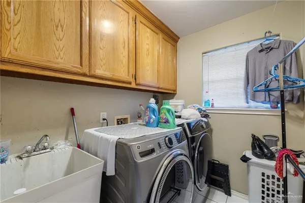 $269,000 | 424 East Redbud Avenue, McAllen, TX 78504