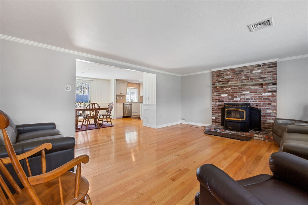 15 Greenwood Road Dennis, MA 02660 - Photo 11 of 27