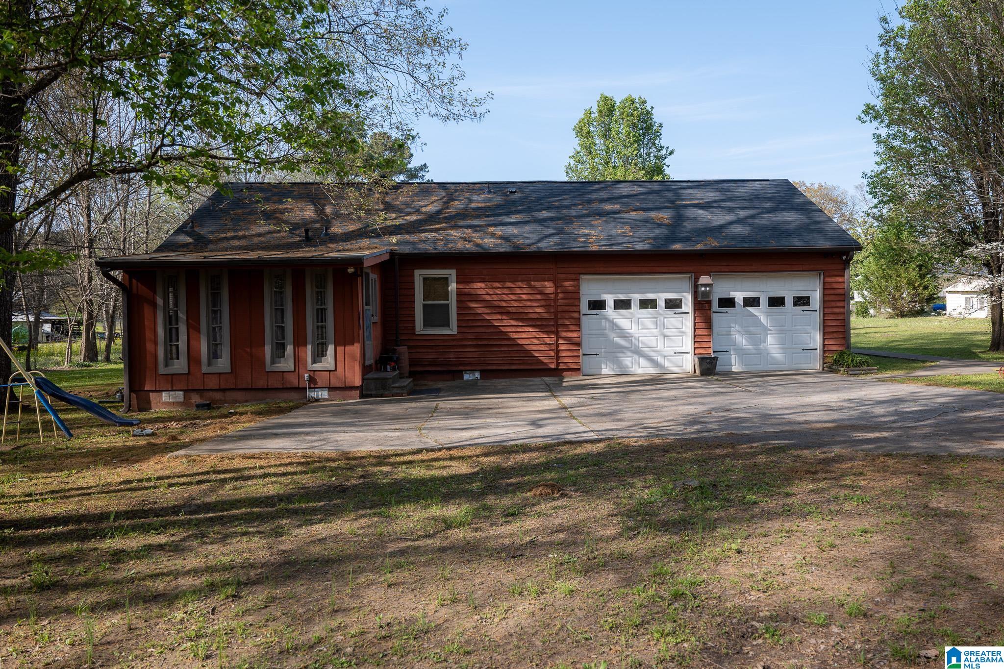 103 Bannerman Road Bessemer, AL 35022 - Photo 3 of 31