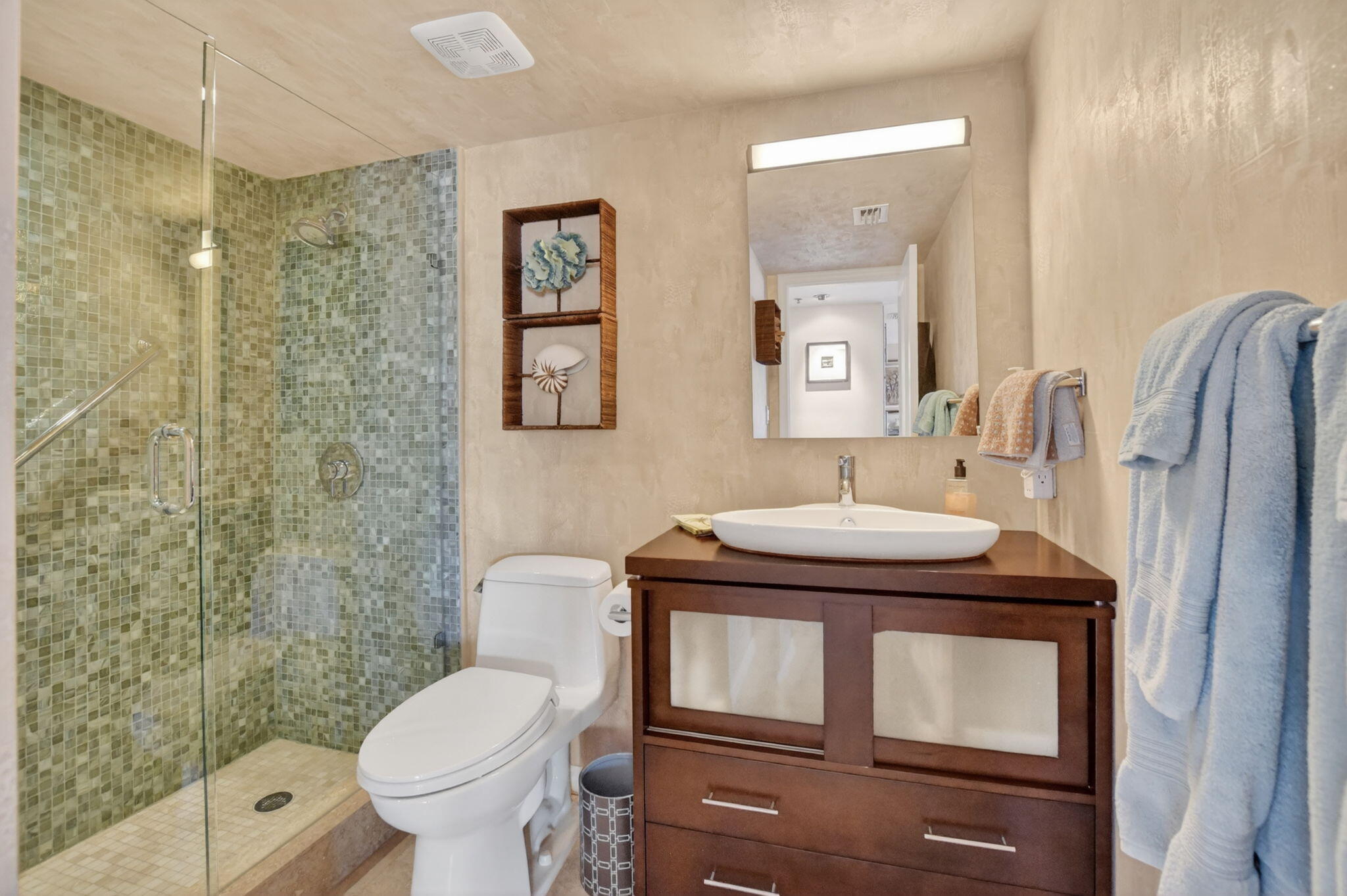 1921 Bridgewood Drive Boca Raton, FL 33434 - Photo 27 of 54 27-web-or-mls-DSC_9394