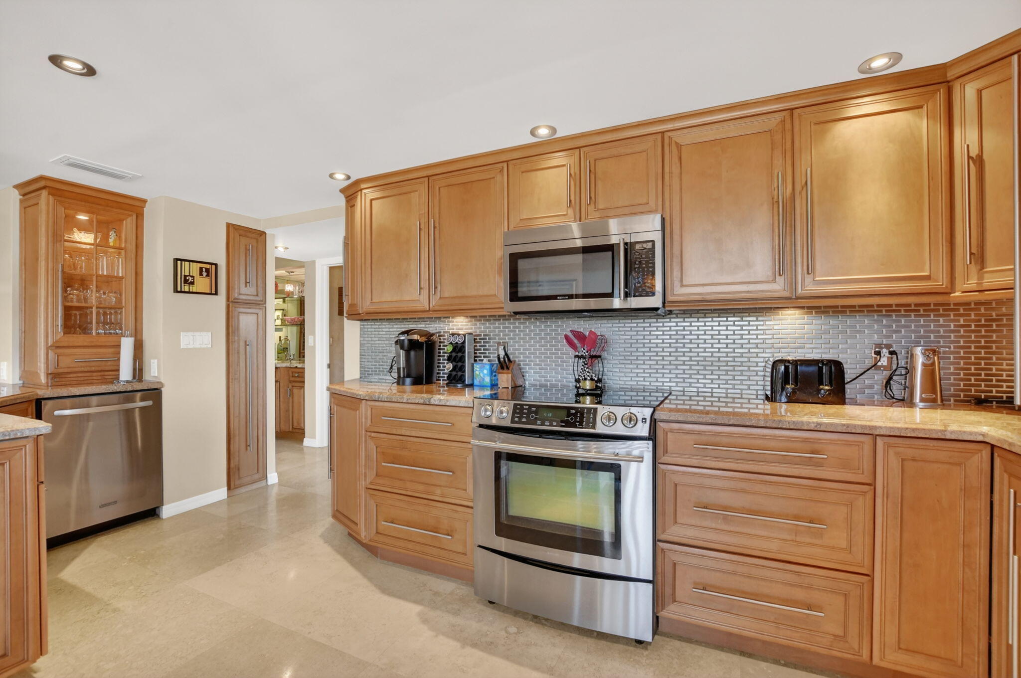 1921 Bridgewood Drive Boca Raton, FL 33434 - Photo 3 of 54 14-web-or-mls-DSC_9359