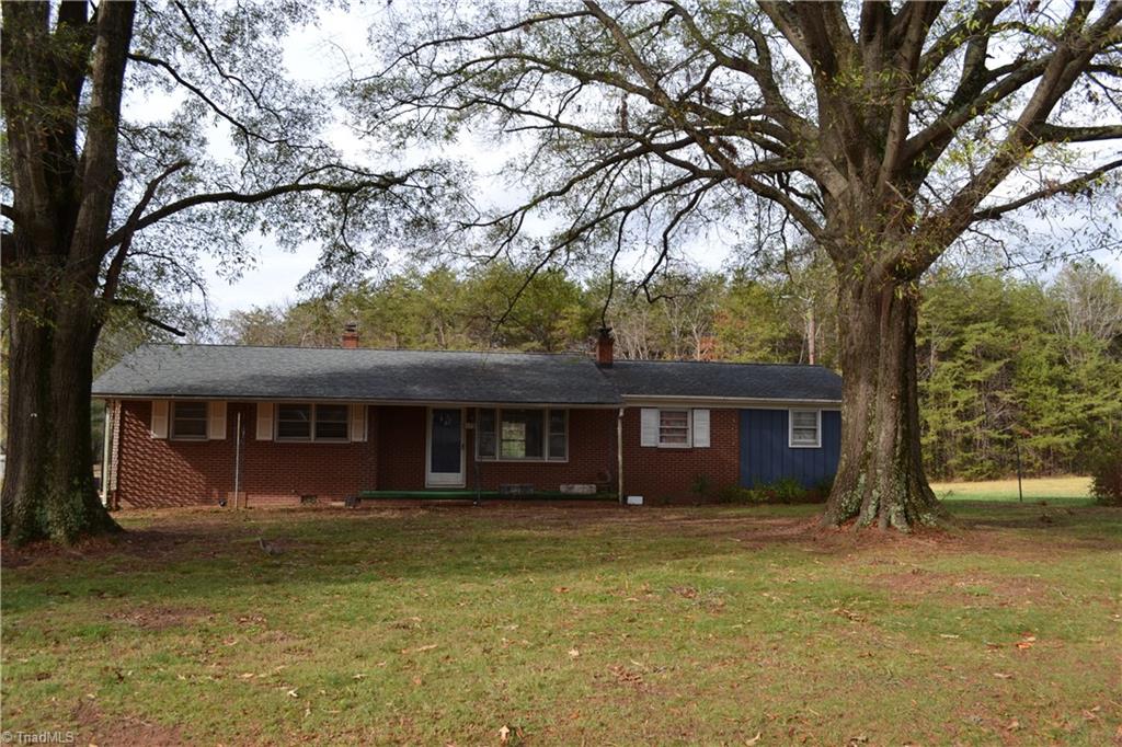 178 Hayden Road Mayodan, NC 27027 - Photo 3 of 14 Gallery Image 3