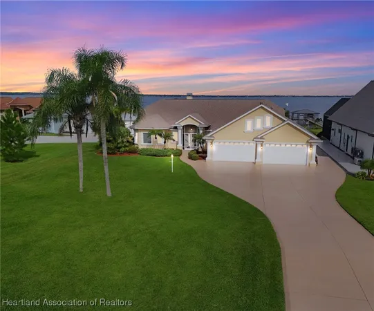 $1,299,000 | 167 South Bear Pointe Drive, Lake Placid, FL 33852