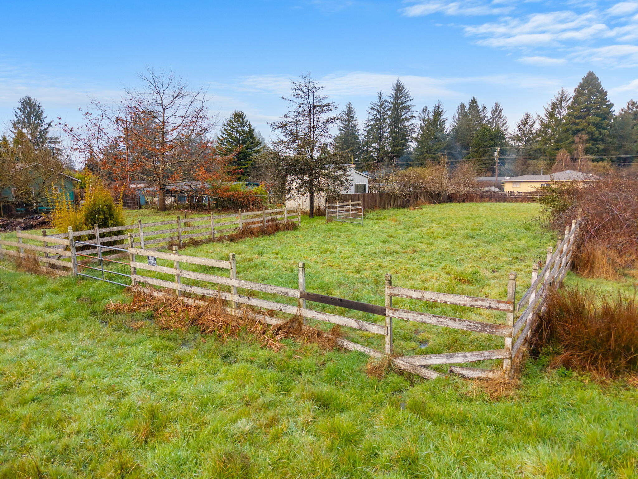 61 Kingston Road Fieldbrook, CA 95519 - Photo 42 of 48 a view of a golf course with a park