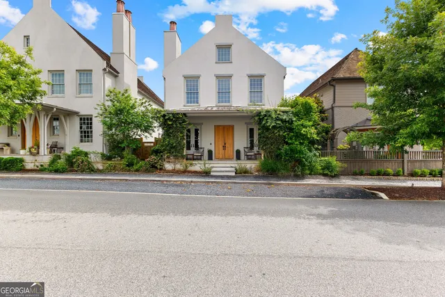 $1,275,000 | 110 3rd Street, Fayetteville, GA 30214