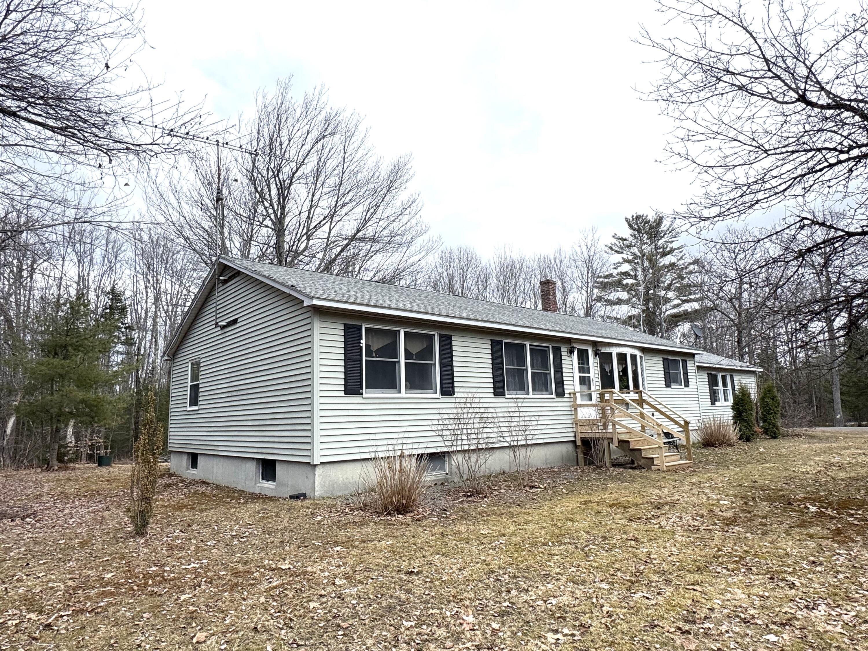 661 Mercer Road Norridgewock, ME 04957 - Photo 3 of 26 IMG_2015