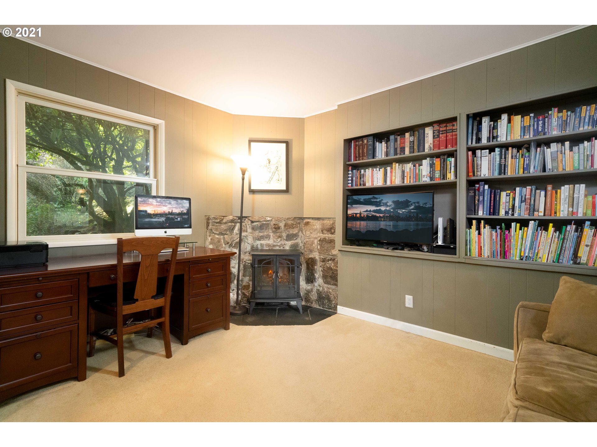 2511 Southwest Arden Road Portland, OR 97201 - Photo 13 of 31