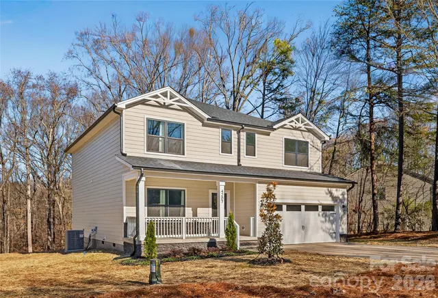 $595,000 | 4207 Eagle Chase Drive, Charlotte, NC 28216