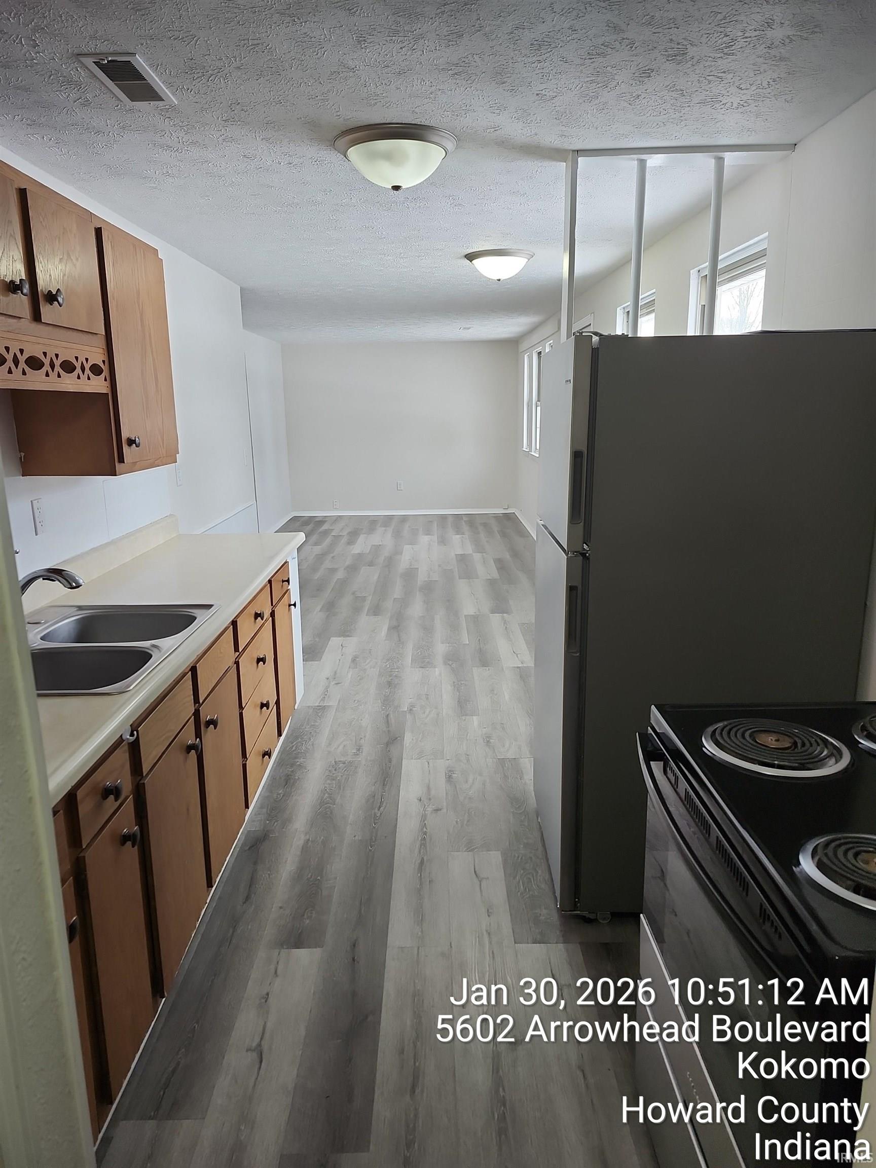 5602 Arrowhead Boulevard Kokomo, IN 46902 - Photo 2 of 12